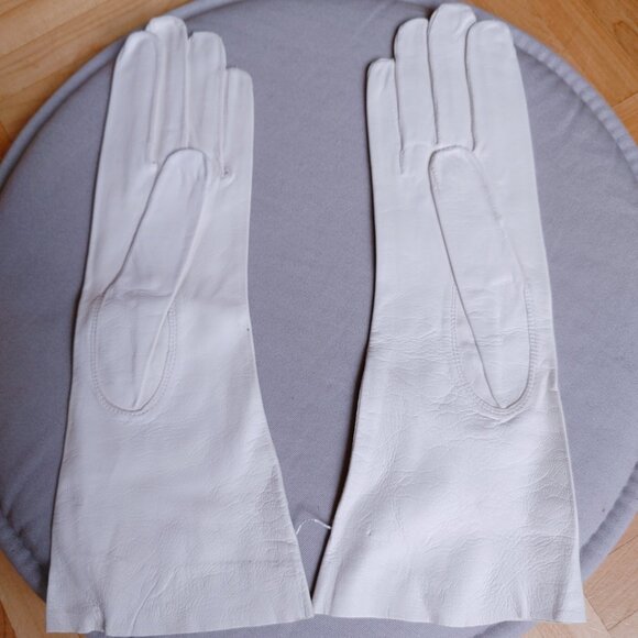 💯% White Leather long Gloves - flower design - Picture 2 of 9
